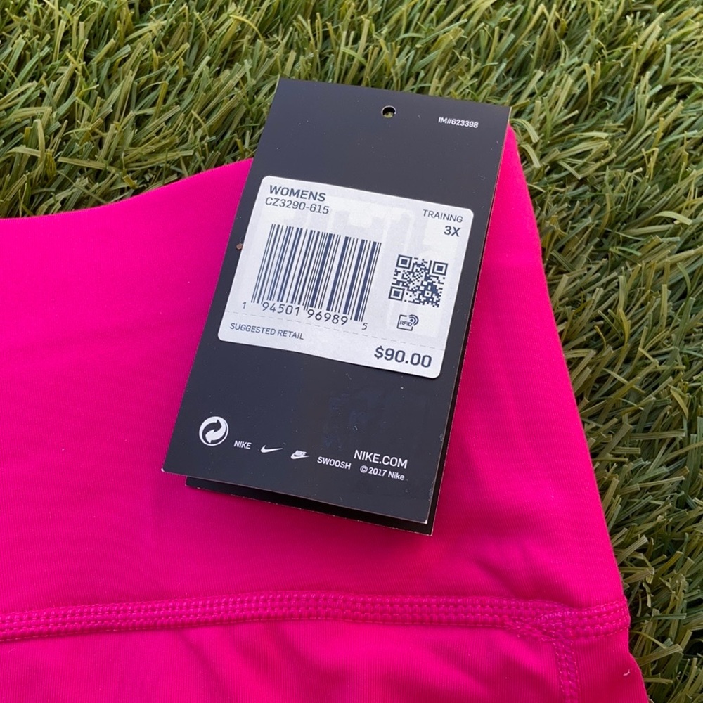 Nike One Luxe Mid Rise 7/8 Pocket Leggings - Picture 7 of 9
